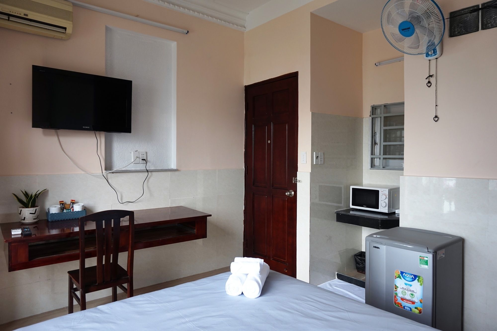 Reddoorz Near Khu Che Xuat Tan Thuan 2 Hotel TP. Hồ Chí Minh Ngoại thất bức ảnh